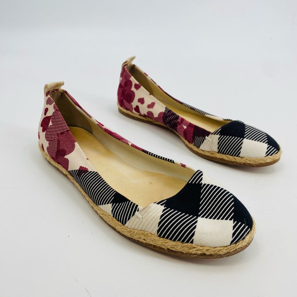 Burberry 37 plaid round toe espadrilles